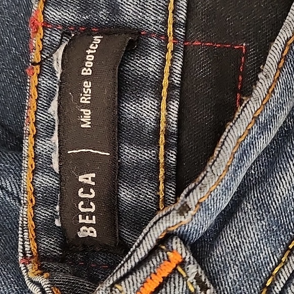 True Religion Becca Mid-Rise  Bootcut Size 28 - Picture 14 of 16